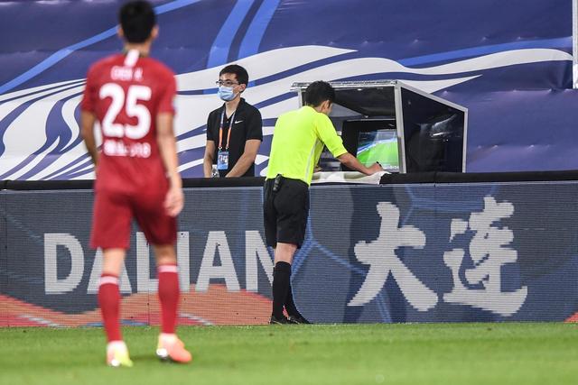 华子37分森林狼险胜快船止3连败 公牛逆转马刺