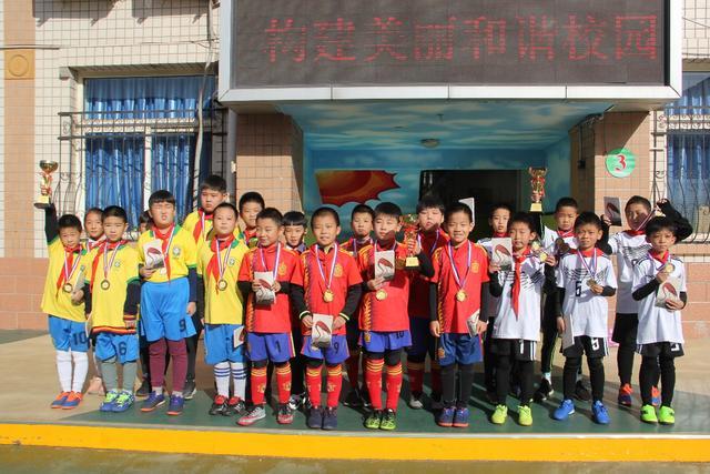 格林41分火箭大胜爵士8连胜 太阳胜马刺3连胜