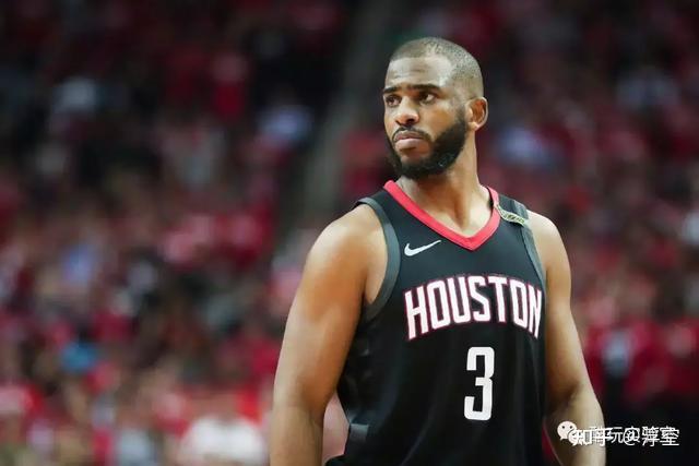 阿莫林执教曼联第一周 展现出非凡的魅力和自信